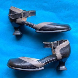 Fluevog Wearever Obrigada Black & Grey Size 7.5